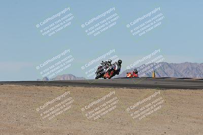 media/Dec-04-2025-Racers Edge (Thu) [[5ebc9f124d]]/3-B Group/7-Session 4 (Turn 10 Inside)/